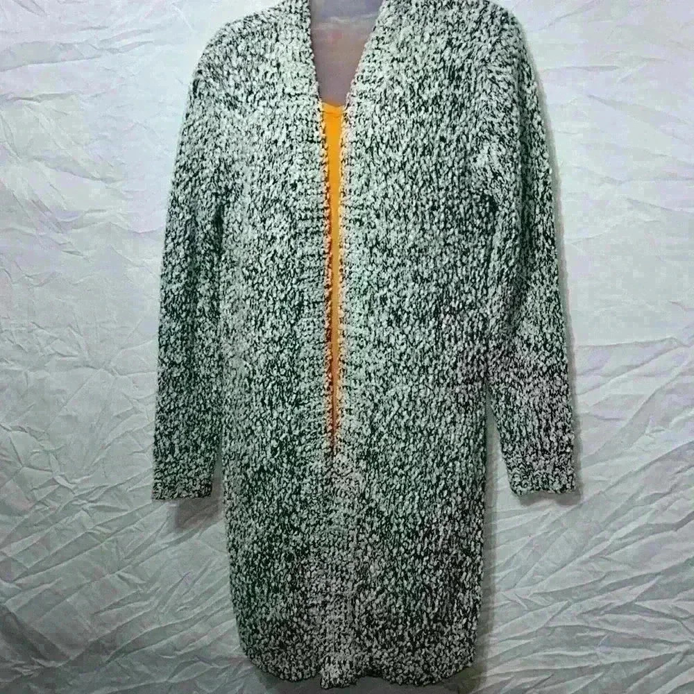 Poof Apparel Black and White Merle Popcorn Cardigan Size Large